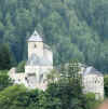 Castle Northern Italy.JPG (46483 bytes)