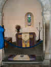 Castle St Margarets Chapel Altar.jpg (51409 bytes)